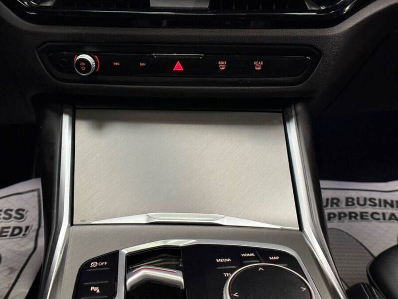 2025 BMW 3 Series 330i xDrive