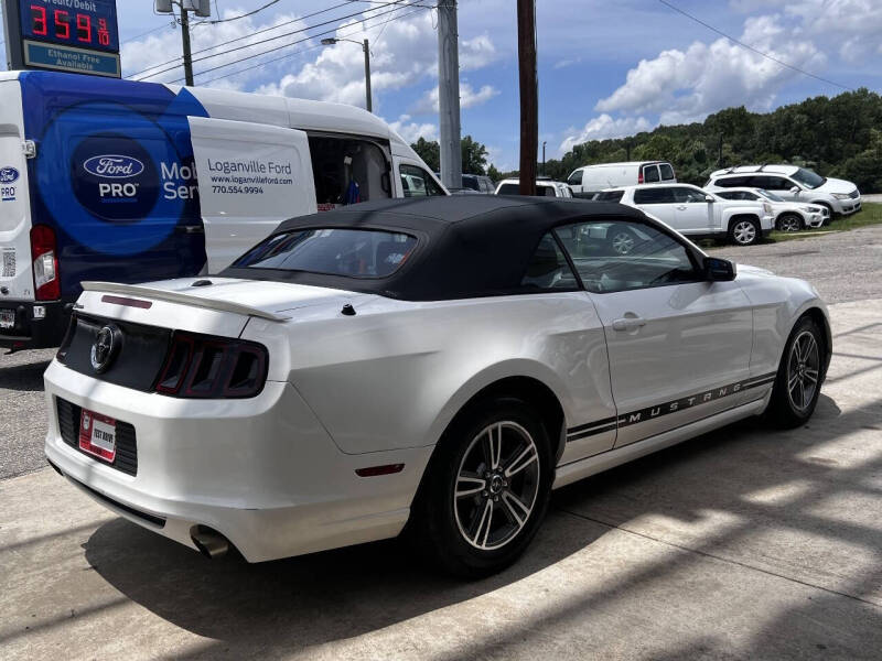 2013 Ford Mustang V6