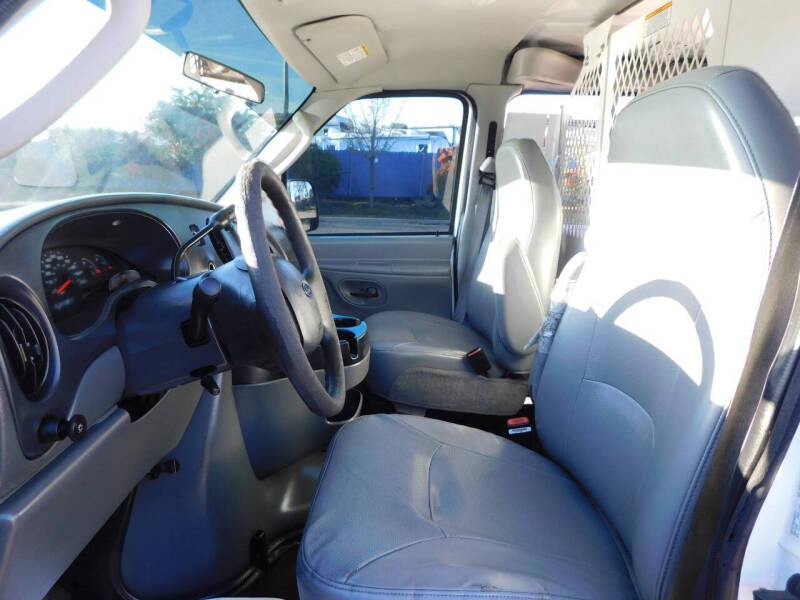 2006 Ford E-Series E-350 SD