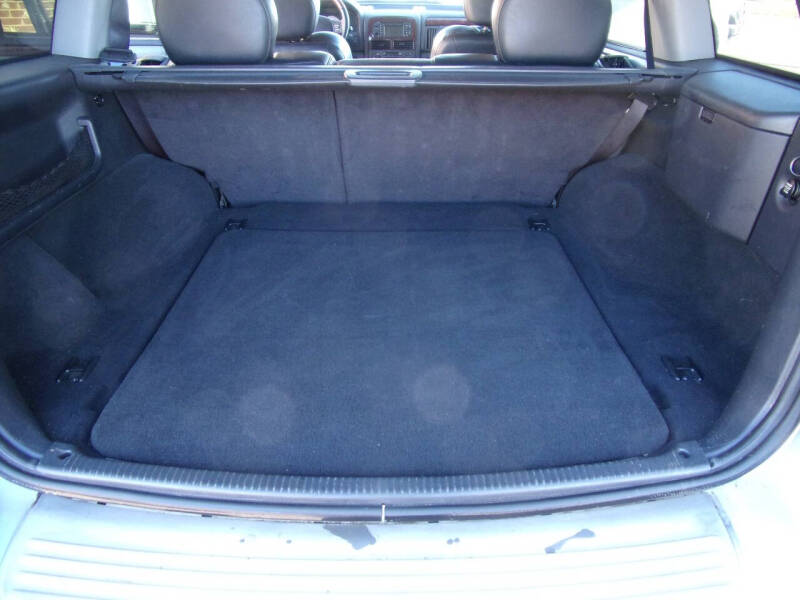 2004 Jeep Grand Cherokee Overland