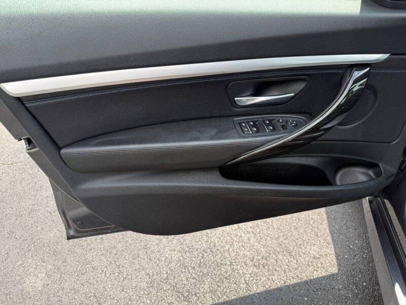 2018 BMW 3 Series 330i xDrive Gran Turismo