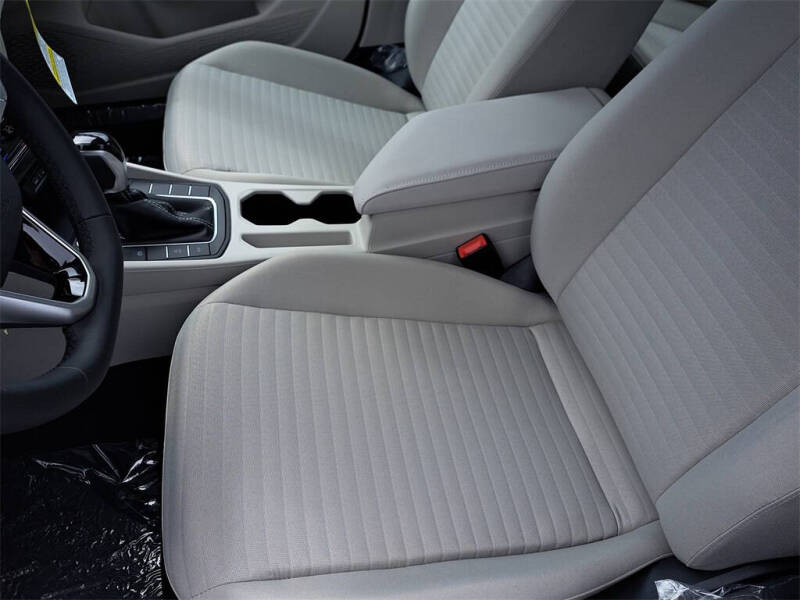 2025 Volkswagen Jetta S