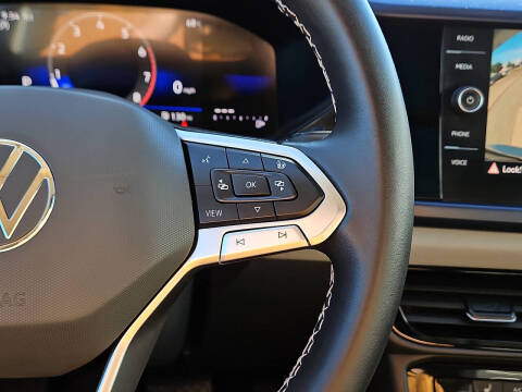 2023 Volkswagen Taos SE 4Motion