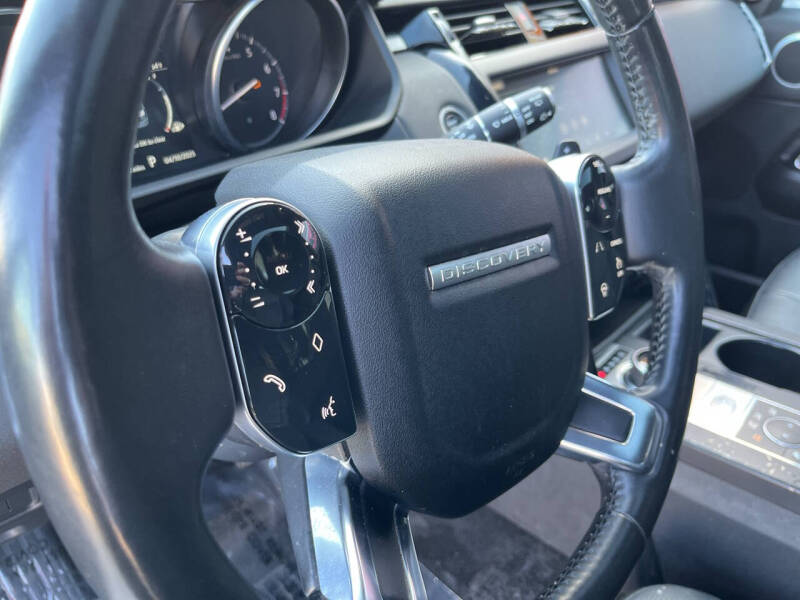 2020 Land Rover Discovery SE