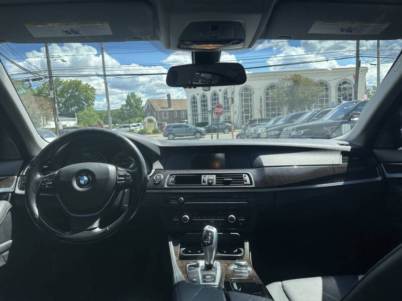 2013 BMW 5 Series 528i xDrive