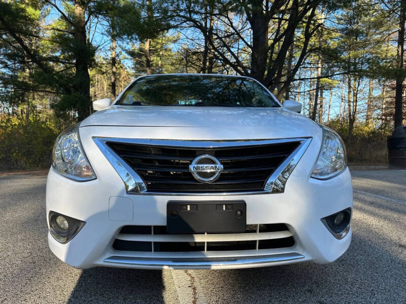 2018 Nissan Versa