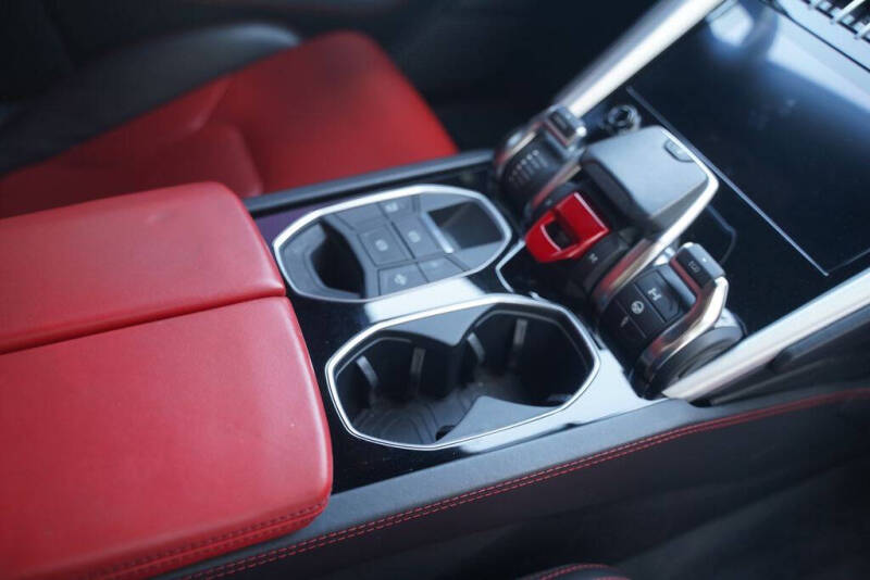 2020 Lamborghini Urus