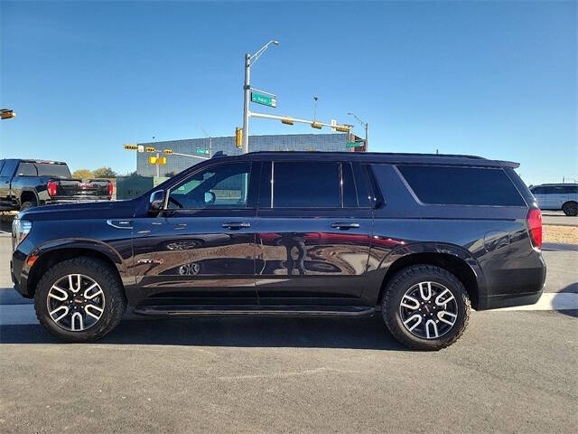 2023 GMC Yukon XL AT4