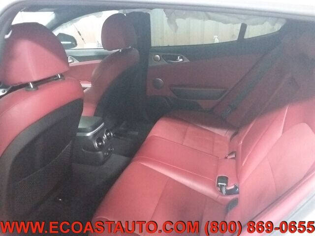 2020 Kia Stinger GT1