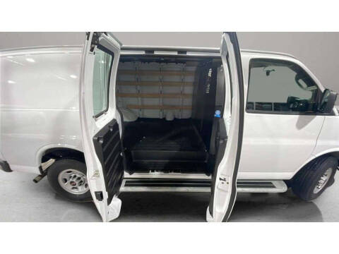 2024 GMC Savana 2500