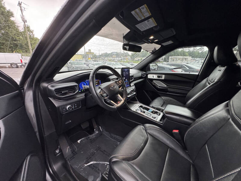 2021 Ford Explorer ST
