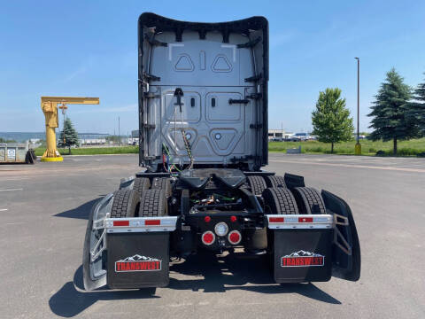 2026 Freightliner Cascadia