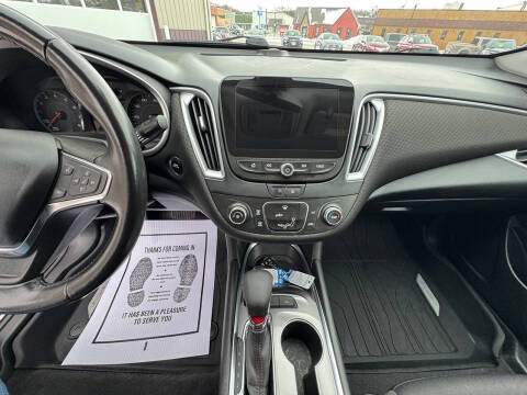 2021 Chevrolet Malibu RS