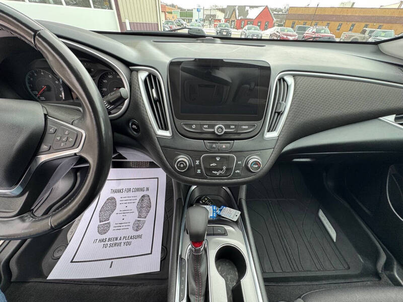 2021 Chevrolet Malibu RS