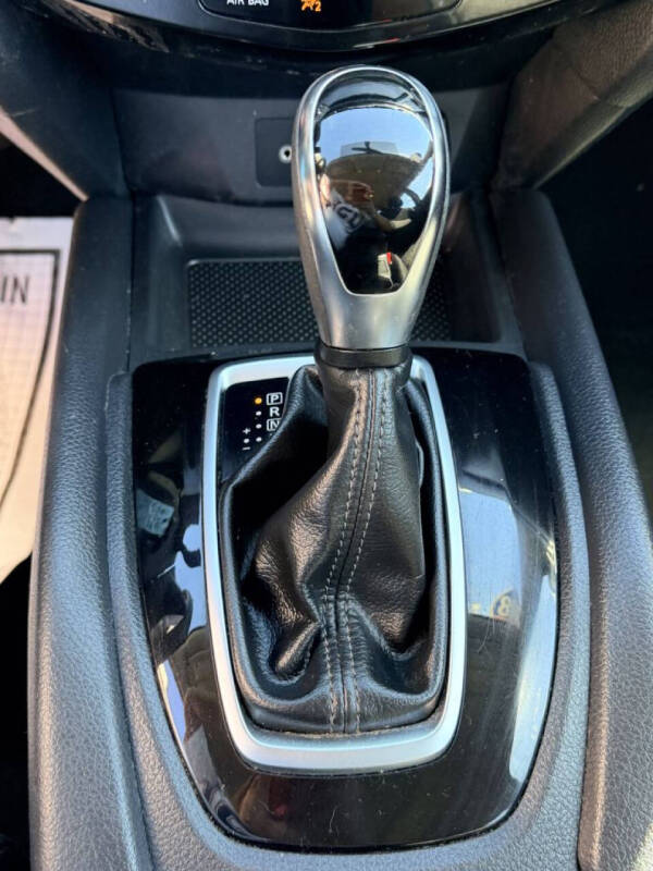 2018 Nissan Rogue S