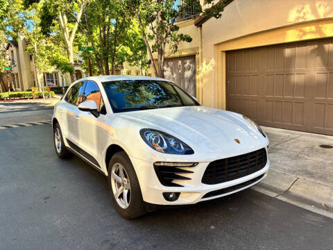 2017 Porsche Macan