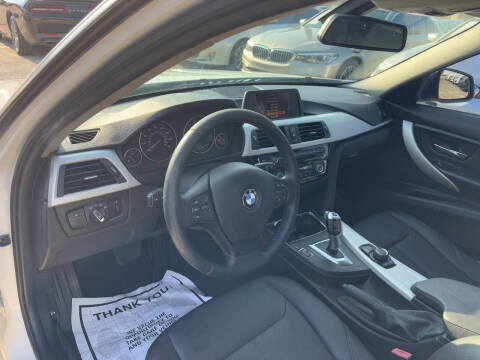 2017 BMW 3 Series 320i