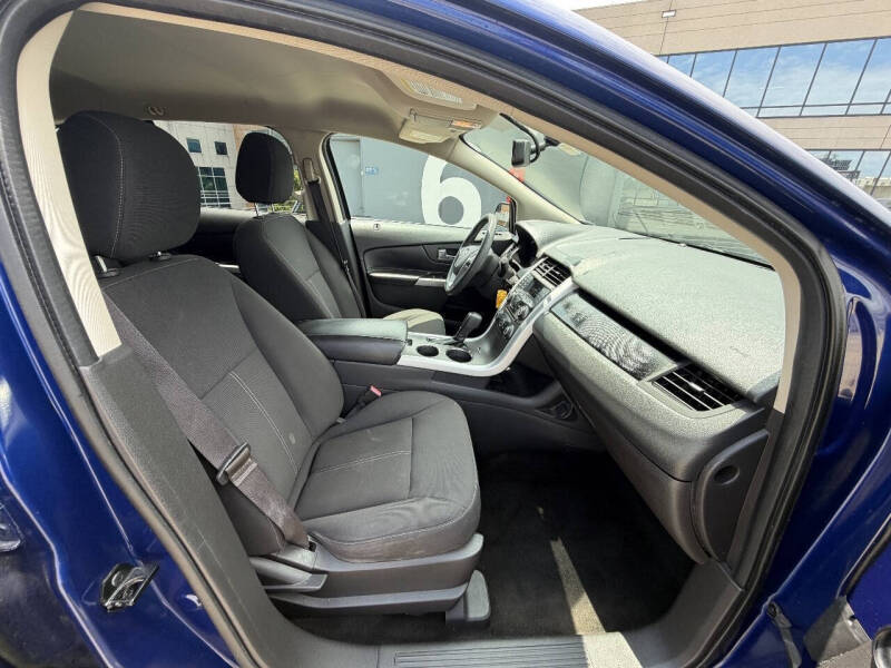 2013 Ford Edge SE