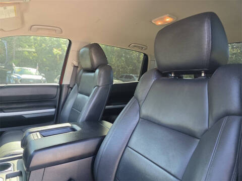 2017 Toyota Tundra SR5