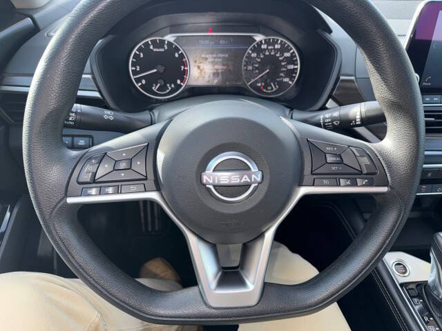 2023 Nissan Altima 2.5 SV