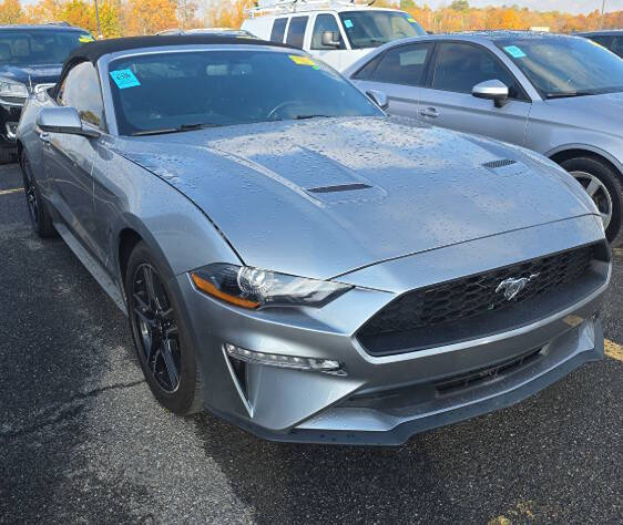 2020 Ford Mustang EcoBoost Premium's photo