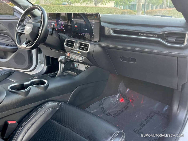 2024 Ford Mustang EcoBoost Premium