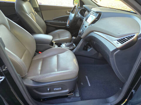 2017 Hyundai Santa Fe Limited Ultimate