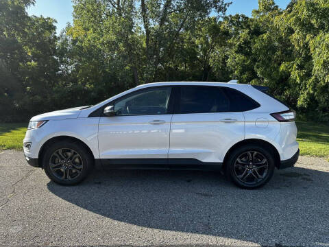 2018 Ford Edge for sale at Greystone Auto Group in Grand Rapids MI