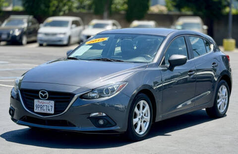 2015 Mazda MAZDA3 i Touring