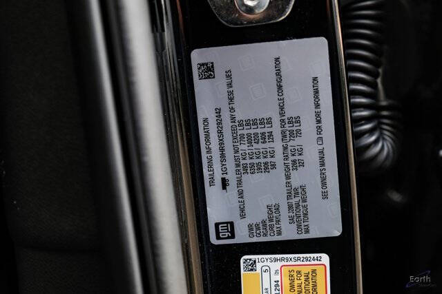 2025 Cadillac Escalade-V