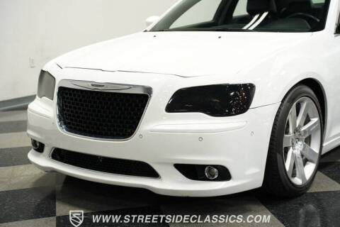 2012 Chrysler 300 SRT8