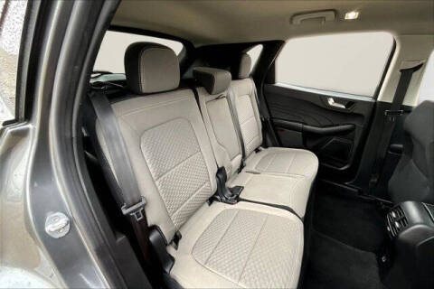 2021 Ford Escape Hybrid SE