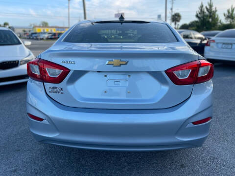 2017 Chevrolet Cruze LS Auto