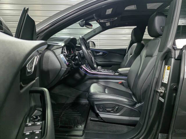 2019 Audi Q8 quattro Prestige 55 TFSI