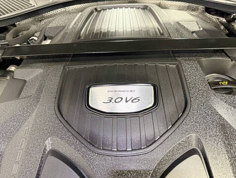 2018 Porsche Panamera 4