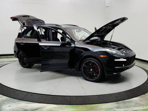 2013 Porsche Cayenne GTS