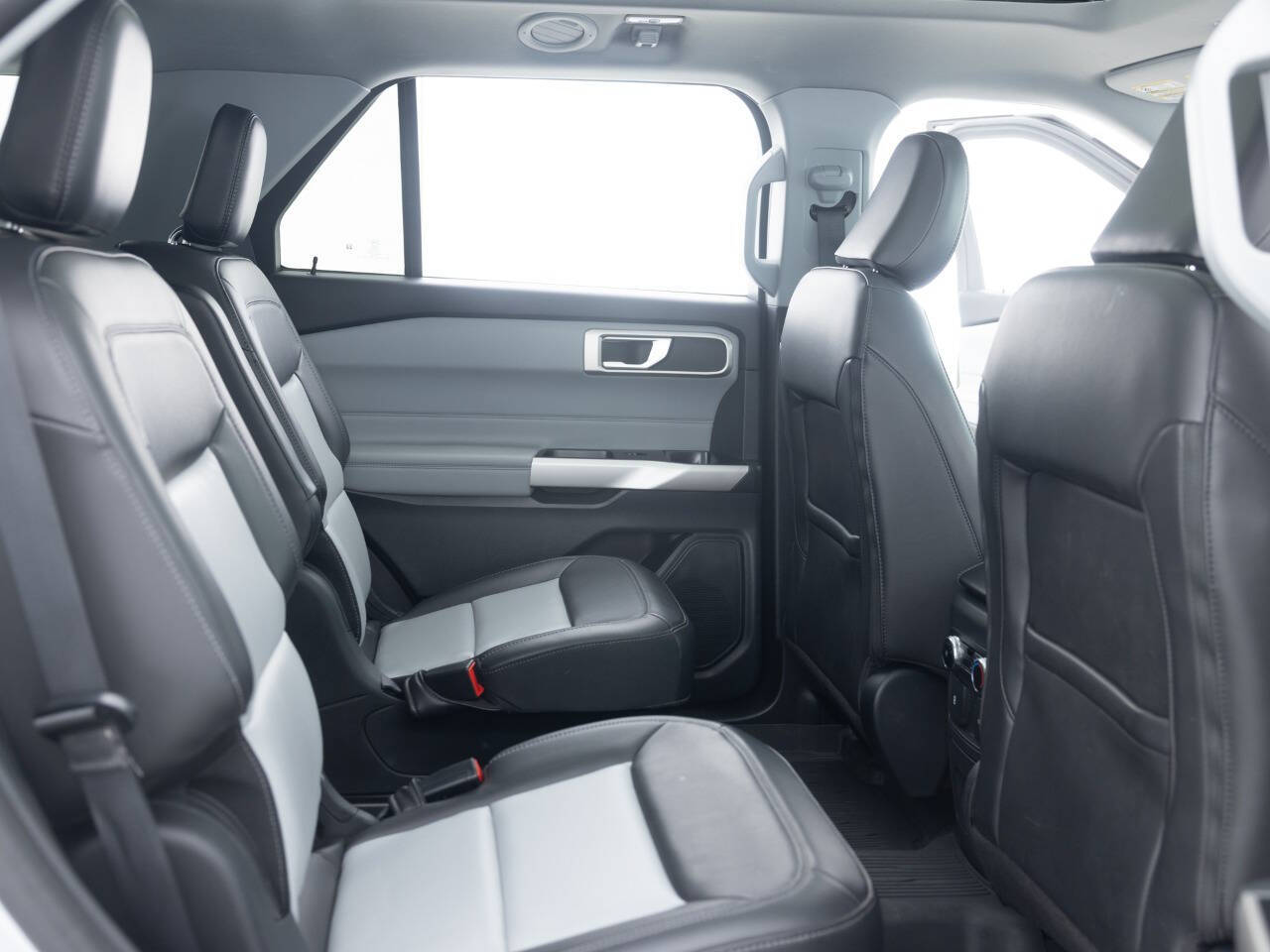 Used Car 2023 Ford Explorer  Xlt Awd 4dr Suv For Sale Under $35,000 In Coal City, Illinois