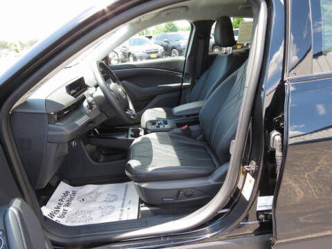 2025 Ford Mustang Mach-E Select