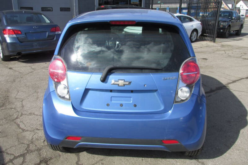 2013 Chevrolet Spark 1LT Auto