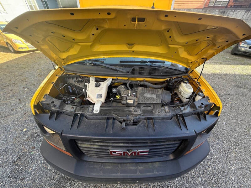 2015 GMC Savana 3500