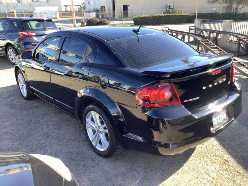 2012 Dodge Avenger SXT Plus