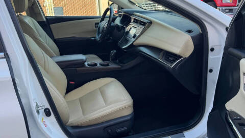 2016 Toyota Avalon Hybrid XLE Premium