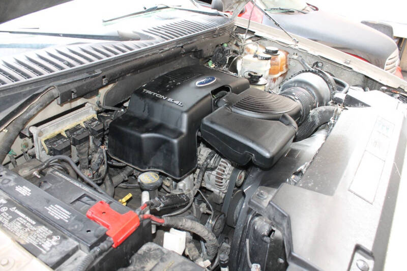 2003 Ford Expedition XLT