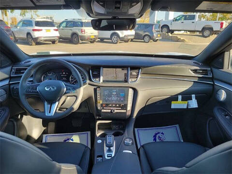 2025 Infiniti QX55 Essential