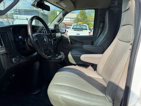 2020 Chevrolet Express 2500