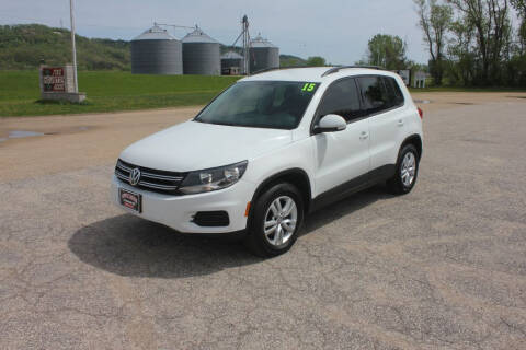 2015 Volkswagen Tiguan for sale at Apple Auto in La Crescent MN