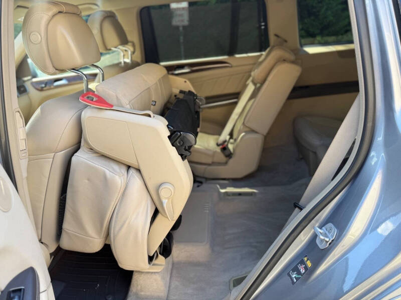 2014 Mercedes-Benz GL-Class GL 550 4MATIC