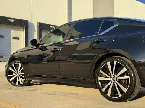 2019 Nissan Altima 2.5 SR