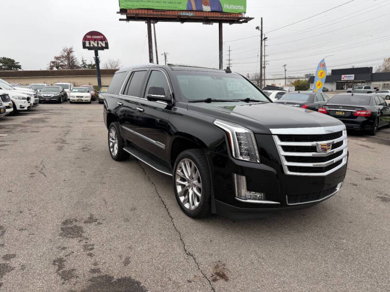 2019 Cadillac Escalade Luxury