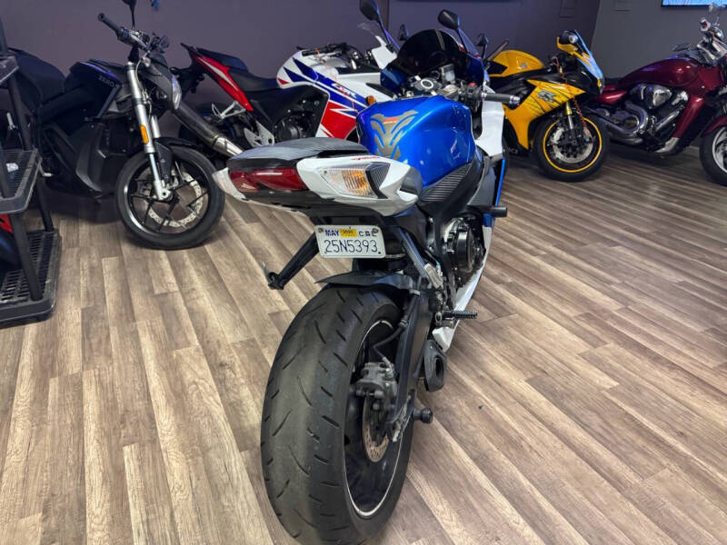 2013 Suzuki GSX-R750